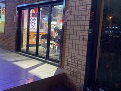 门面-马路牙子烧烤音乐酒馆(望京店)