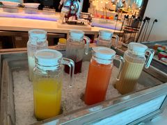 -亚洲国际大酒店·云顶阁旋转自助餐厅