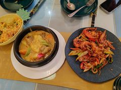 -玖月时尚泰式餐厅