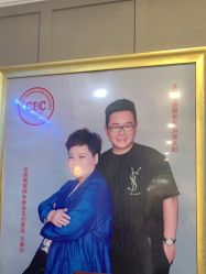 -爱空间美睫健康美甲