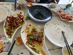 -覃记海鲜美食餐厅