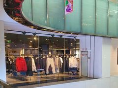 -H&M(鹏欣水游城店)