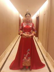 -艾米丽婚纱礼服