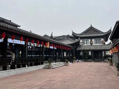 -慈城服务区-停车场