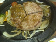 沙朗牛排-悦橙烤肉海鲜自助(中央大街店)