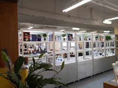 -无奔眼镜·蔡司·依视路授权店(马家堡店)
