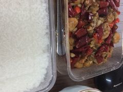 -俏湘厨•地道湘菜(建华南路店)