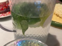 -尚尚仙·酸汤猪手·猪肚鸡火锅(华联万柳购物中心店)