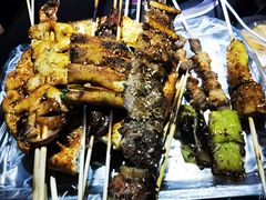 -正宗新疆天山烧烤(贵新街店)