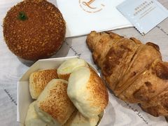 爆芯可颂-罗森尼娜(解放西路店)