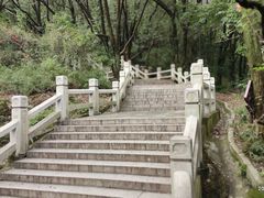 -灵岩山风景区