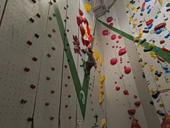 -绿壁虎攀岩基地(Tcar店)