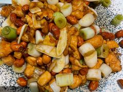 -有红鸡毛店·川菜(建设路店)