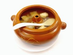 -新世界·过桥米线宴