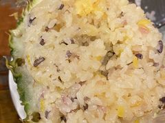 菠萝饭-滇越乘象云南餐厅(豆各庄店)