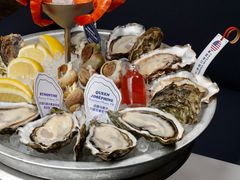 生蚝老虎虾海鲜塔-斯普汇生蚝牛排馆(中骏世界城店)
