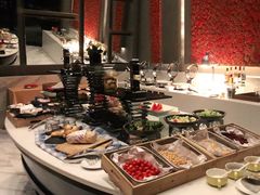 -上海滴水湖皇冠假日酒店