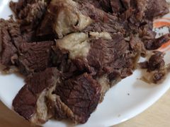-闫家驴肉老店(华电一校店)