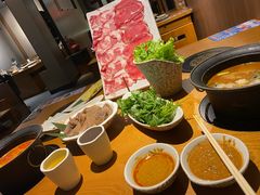 -呷哺呷哺(融创茂店)