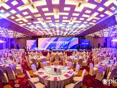 -上海龙之梦万丽酒店