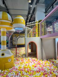 -米可儿童游乐场(观江国际购物中心店)