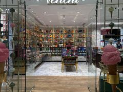 -VENCHI 闻绮(北京国贸商城店)