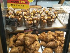 -汉柏麦香德国面包房(海信店)