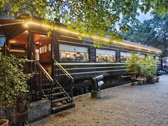 -火车头法国西餐厅