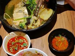 -万记麻辣烫国展总店