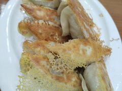 -鲜鲜锅贴(荆山路店)
