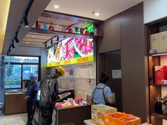 -乡土黄·鲜牛肉火锅·小龙虾(兴业街店)