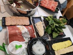 -呷哺呷哺 黄金牧场 (新中关购物中心店)