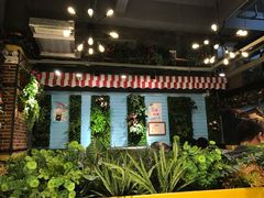 -钢管厂五区小郡肝串串香(奥克斯广场锦城万达店)