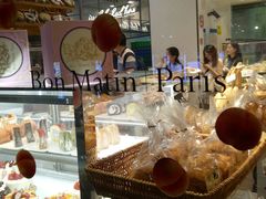 面包甜点陈列柜-早安巴黎(四季坊店)