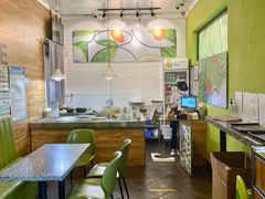 大堂-油梨树AVOCADO TREE(顺义新国展店)