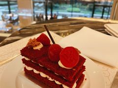 红丝绒蛋糕-羿庭 Peacock Alley(上海外滩华尔道夫酒店)