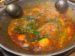 -野山舂·贵州现舂酸汤火锅(鸿通城店)