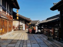 -茅山东方盐湖城景区