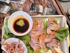 -围炉肉舍•炭烤活鳗•丹东海鲜烤肉(步行街店)