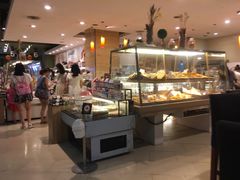 面包甜点陈列柜-Ole 面包房(华润万象城店)