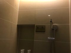 -东方帝景假日酒店