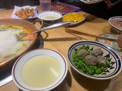 -洱火云南酸菜牛肉火锅(石景山当代商城店)