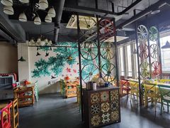 -小小河边鱼(天润城店)