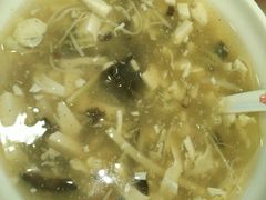 酸辣汤-小姜锅贴(凤凰街店)