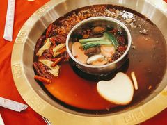 -山城年华老火锅(玉林店)