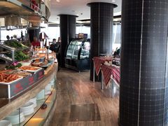 -宝利来国际大酒店-凤凰阁旋转餐厅
