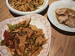 -红樱桃·欢乐餐厅(太原里店)