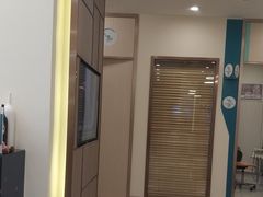 -维乐口腔(美维云门诊陆家嘴店)