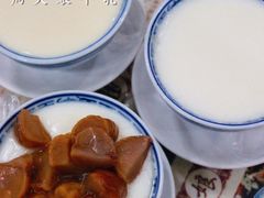 -周大娘牛乳(旧寨古村总店)