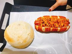 麻辣小龙虾热狗包-LELECHA乐乐茶(新街口大洋店)